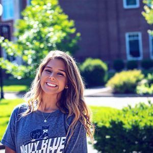 Meet your Posher, Lexi